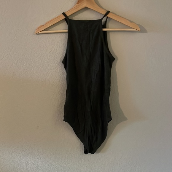 Wild fable bodysuit - Picture 2 of 4